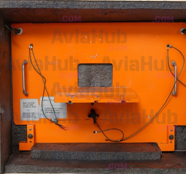 BALLAST WEIGHT - PASSENGER CREW DOOR